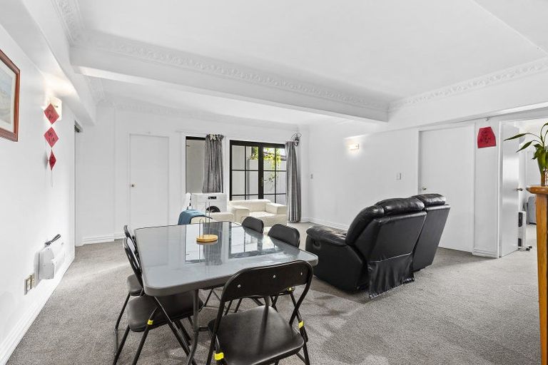 Photo of property in 22/60 Courtenay Place, Te Aro, Wellington, 6011