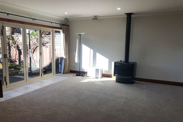 Photo of property in 39 Goods Road, Otumoetai, Tauranga, 3110