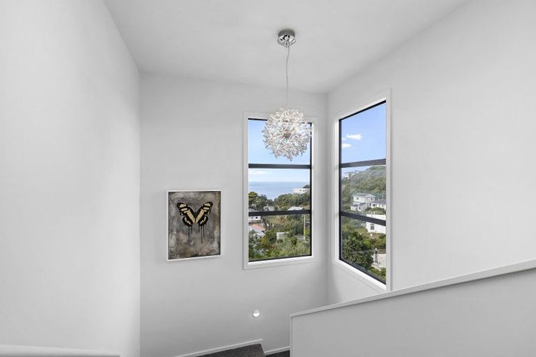 Photo of property in 88 View Road, Houghton Bay, Wellington, 6023