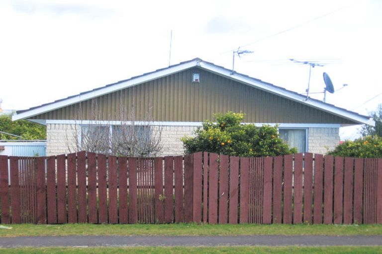 Photo of property in 1/16 Prictor Street, Papakura, 2110