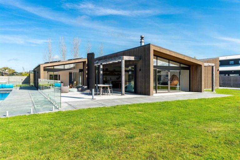 Photo of property in 24 Dune View Drive, Mangawhai, 0505