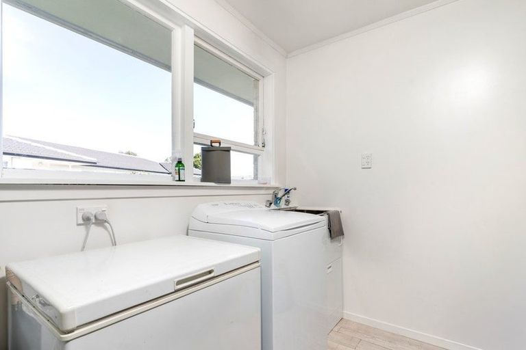 Photo of property in 6 Meldrum Place, Bishopdale, Christchurch, 8051