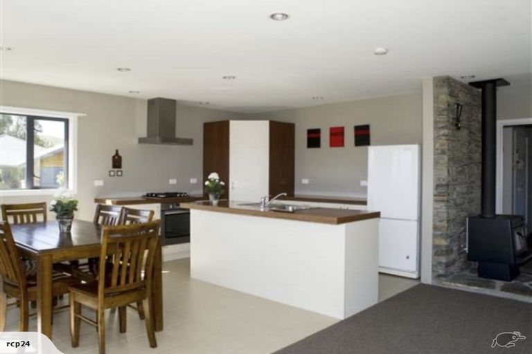 Photo of property in 12 Criffel Place, Luggate, Cromwell, 9383