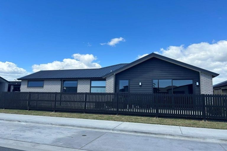 Photo of property in 7 Bronze Court, Papamoa, 3118