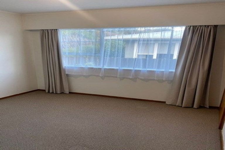 Photo of property in 18 Whakawhiti Street, Marfell, New Plymouth, 4310