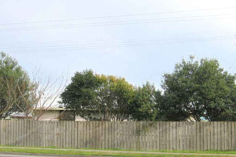 Photo of property in 133d Avalon Drive, Nawton, Hamilton, 3200