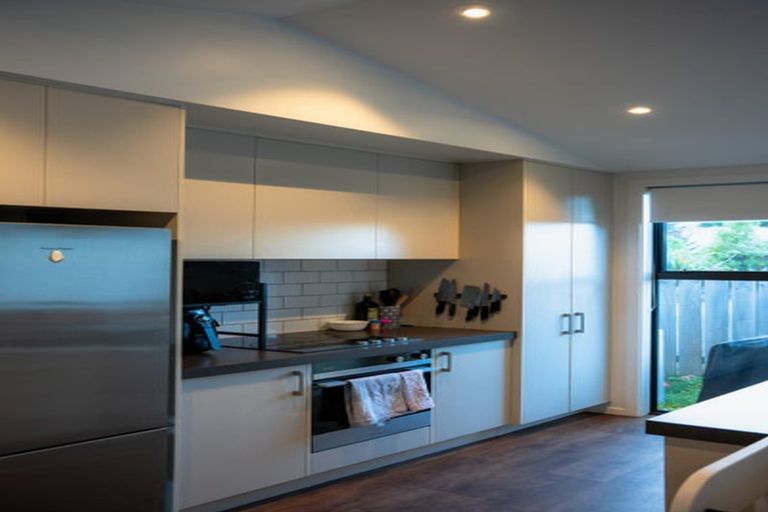 Photo of property in 16 Lochy Road, Fernhill, Queenstown, 9300