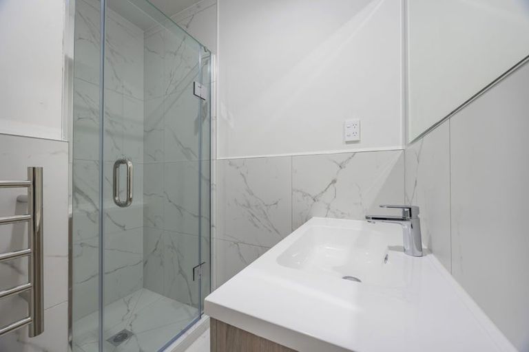 Photo of property in 3/35 Young Crescent, Drury, 2113