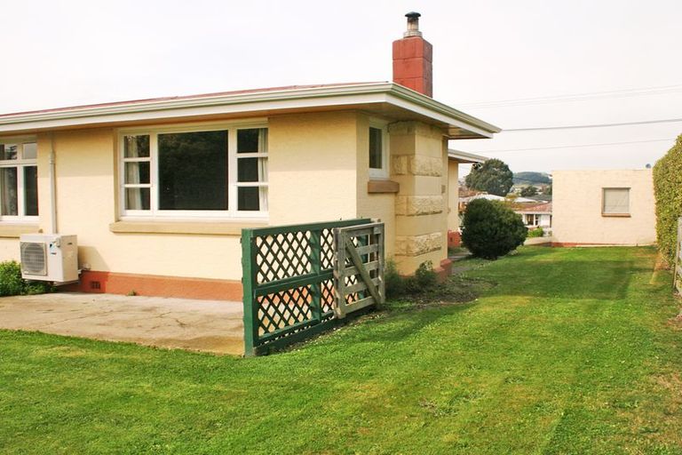 Photo of property in 26 Awamoa Road, Holmes Hill, Oamaru, 9401