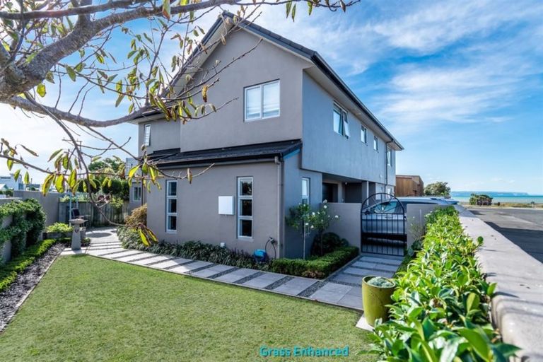 Photo of property in 6 Nott Street, Westshore, Napier, 4110