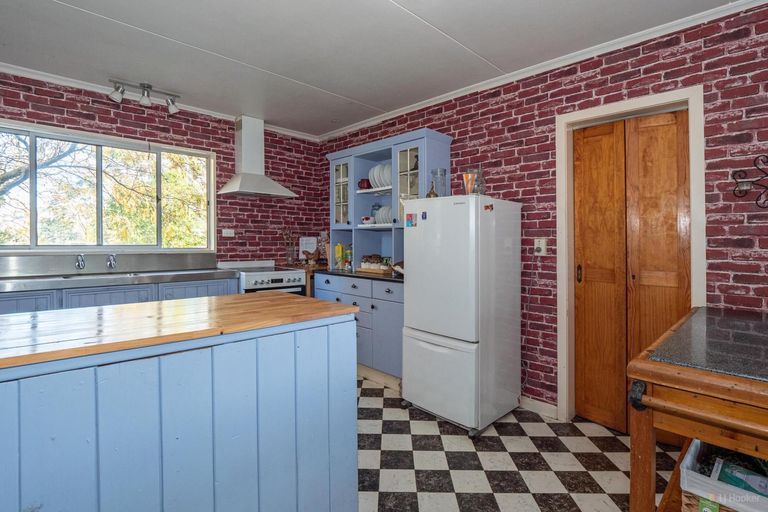 Photo of property in 176 Point Bush Road, Waimate, 7979