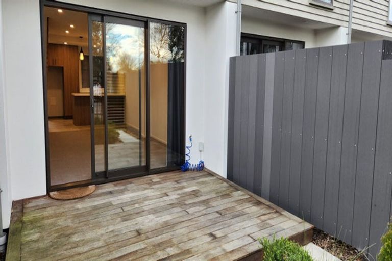 Photo of property in 44 Church Square, Addington, Christchurch, 8024