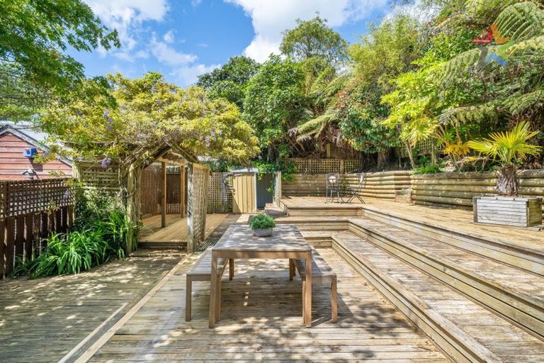 Photo of property in 7 Zeala Grove, Stokes Valley, Lower Hutt, 5019