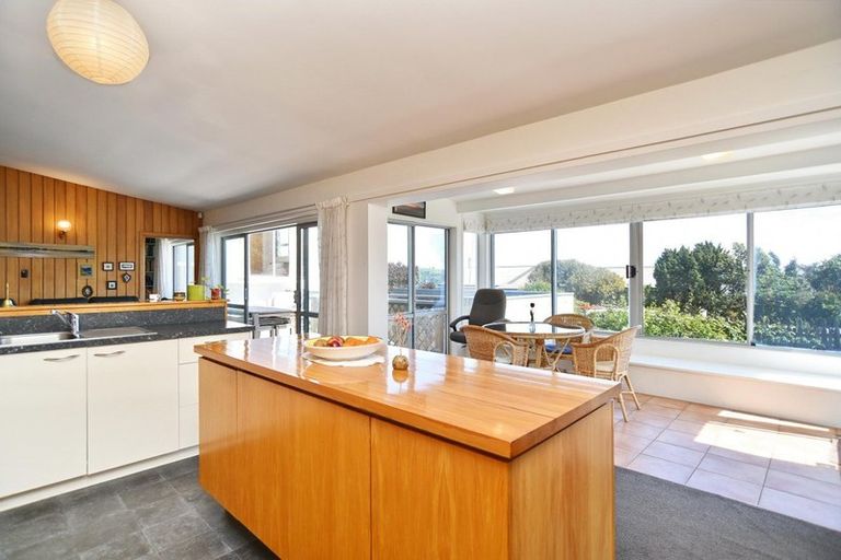 Photo of property in 206 Major Hornbrook Road, Mount Pleasant, Christchurch, 8081