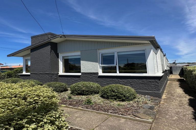 Photo of property in 182 Oxford Street, South Dunedin, Dunedin, 9012