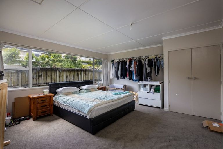 Photo of property in 235 Heta Road, Merrilands, New Plymouth, 4312