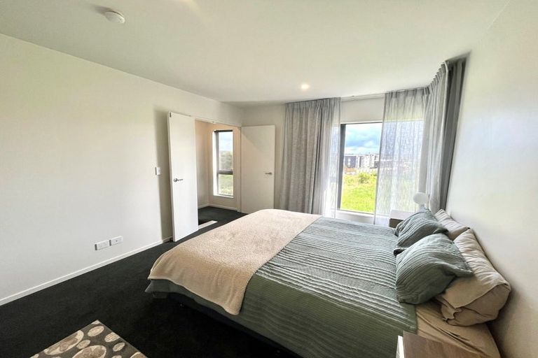 Photo of property in 41 Ara Mara Hua, Henderson, Auckland, 0612