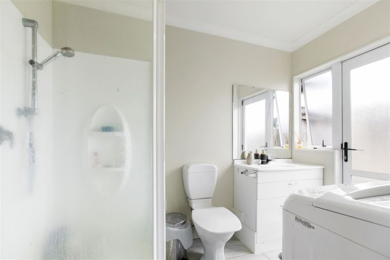 Photo of property in 42 Tiraumea Drive, Pakuranga, Auckland, 2010
