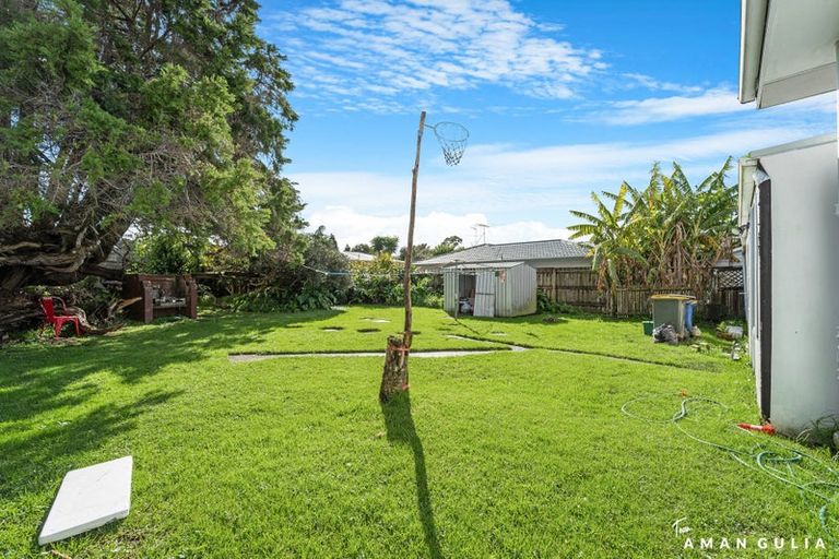 Photo of property in 53 Northcote Road, Northcote, Christchurch, 8052