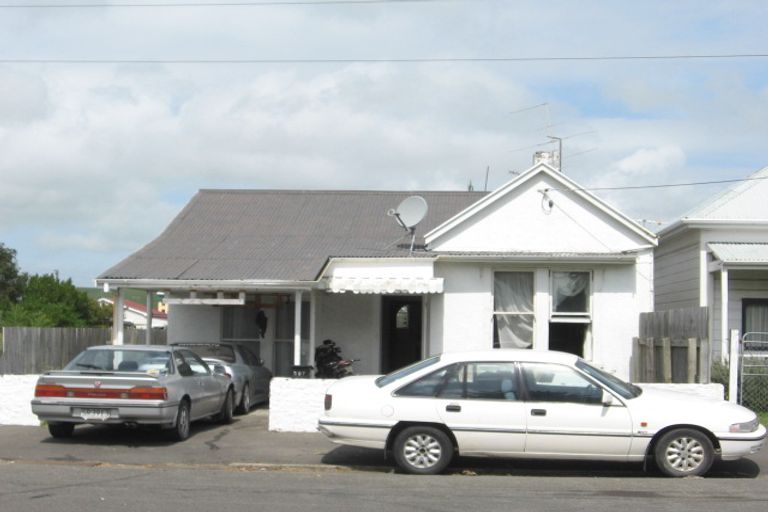 Photo of property in 207 Ingestre Street, Whanganui, 4500