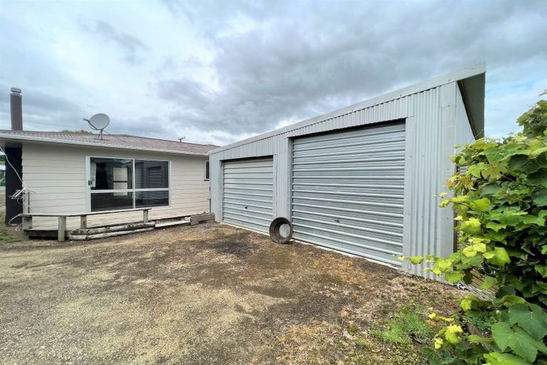 Photo of property in 19 Burgoyne Street, Woodville, 4920