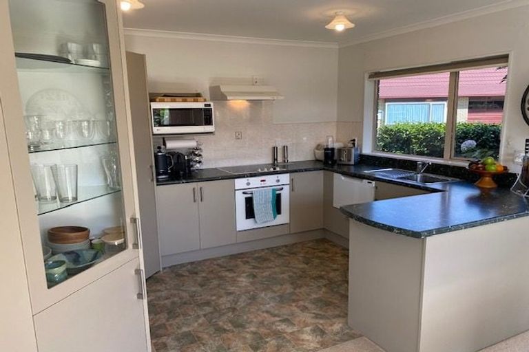 Photo of property in Rangeview Villas, 56/9 Fuller Close, Levin, 5510