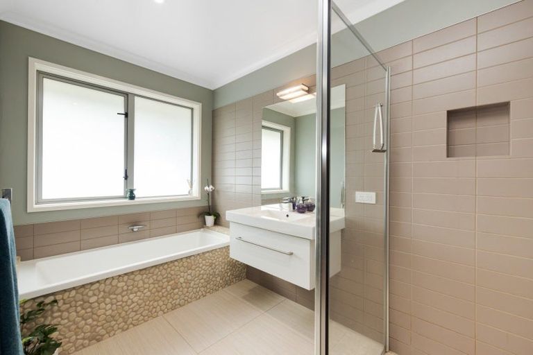 Photo of property in 6 Rexford Heights, Pyes Pa, Tauranga, 3112