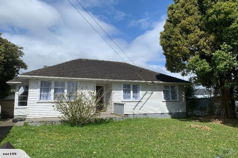 Photo of property in 1 Ellen Street, Manurewa East, Auckland, 2102