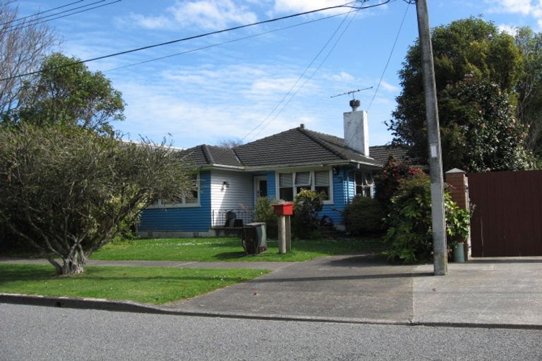 Photo of property in 283 Riverside Drive, Waterloo, Lower Hutt, 5011