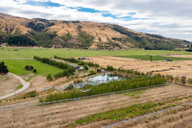 Photo of property in 66 Gladsmuir Road, Queensberry, Cromwell, 9383