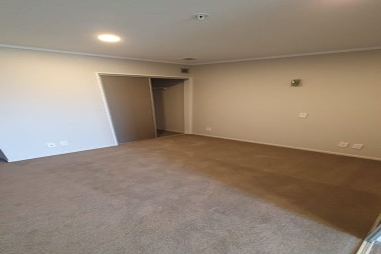 Photo of property in Luna Apartments, 4b/16 Burton Street, Grafton, Auckland, 1010