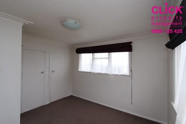 Photo of property in 27 Hanlon Street, Halfway Bush, Dunedin, 9010