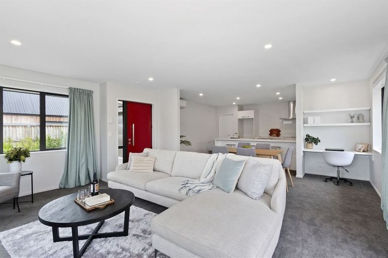 Photo of property in 6 Dennis Lane, Halswell, Christchurch, 8025