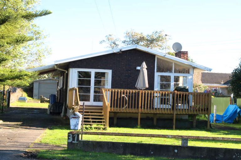 Photo of property in 31 Mcburney Place, Mangere East, Auckland, 2024