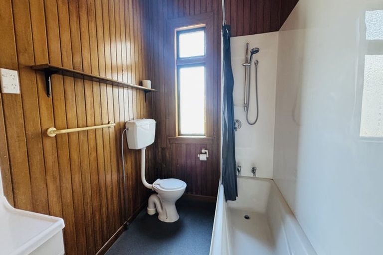 Photo of property in 46 Connolly Street, Boulcott, Lower Hutt, 5010