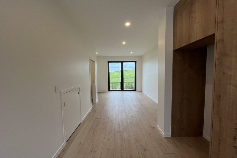 Photo of property in 9/23 Makomako Drive, Orewa, 0931