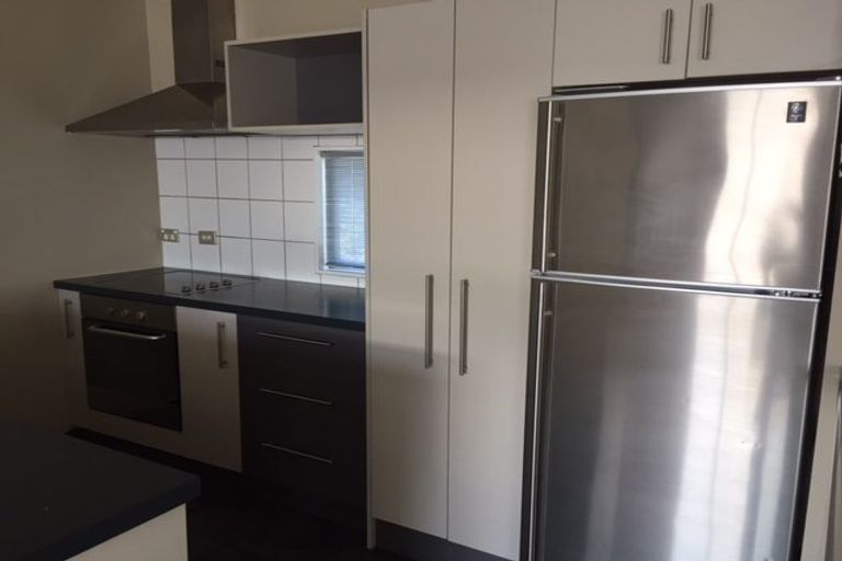 Photo of property in 14 Defoe Place, Waltham, Christchurch, 8023