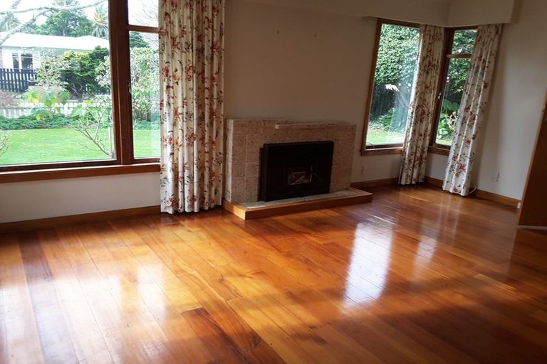Photo of property in 7 Trent Avenue, Hokowhitu, Palmerston North, 4410