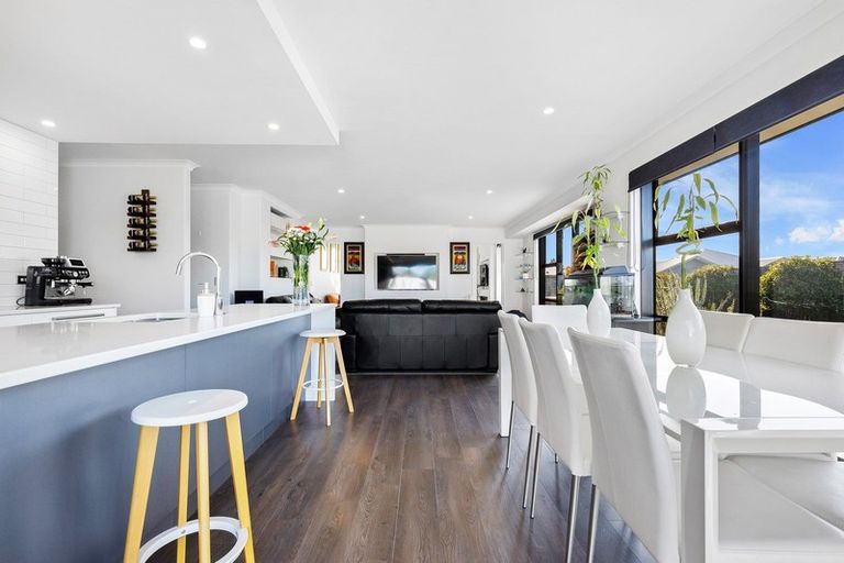 Photo of property in 6 Blair Place, Kaiapoi, 7630