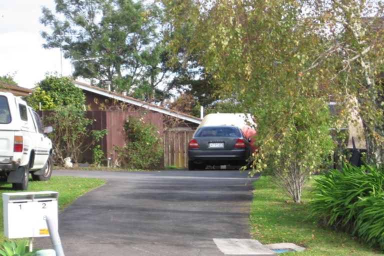 Photo of property in 2/8 Colleen Norma Place, Half Moon Bay, Auckland, 2012