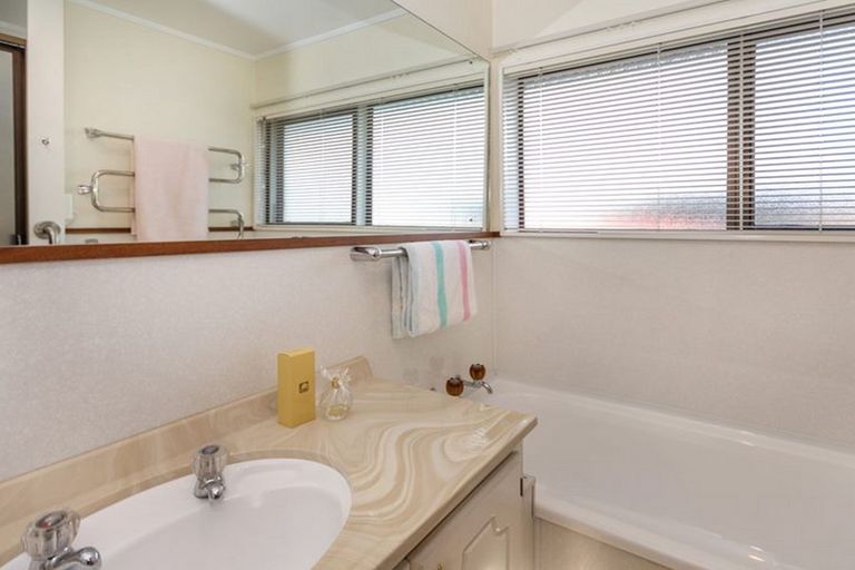 Photo of property in 21a Manse Road, Pahurehure, Papakura, 2113