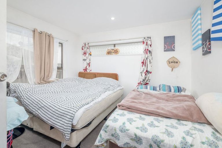 Photo of property in 114 Kimpton Road, Papatoetoe, Auckland, 2025