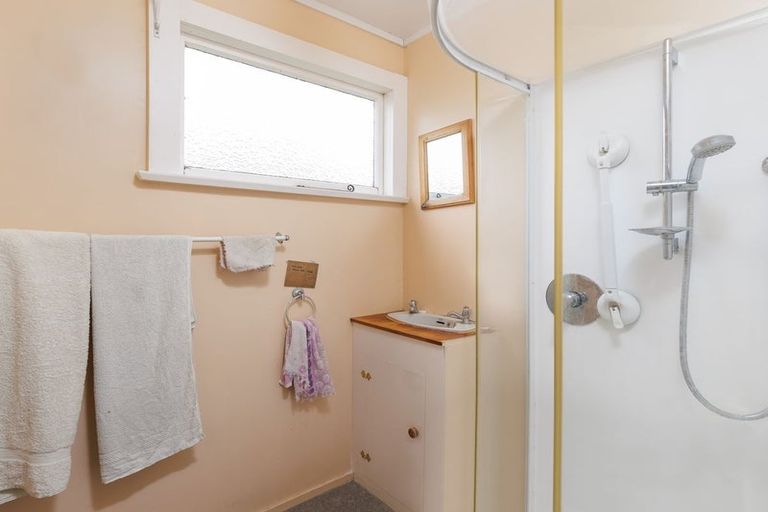 Photo of property in 63 Parsonage Road, Waimate, 7924