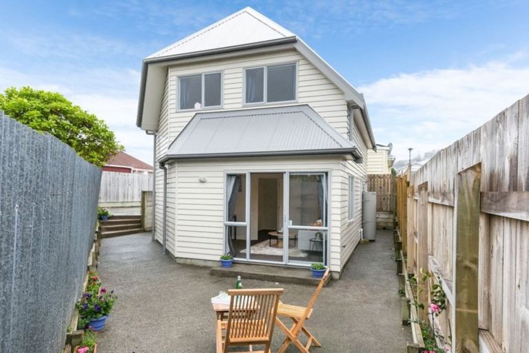 Photo of property in 54a Strathavon Road, Miramar, Wellington, 6022