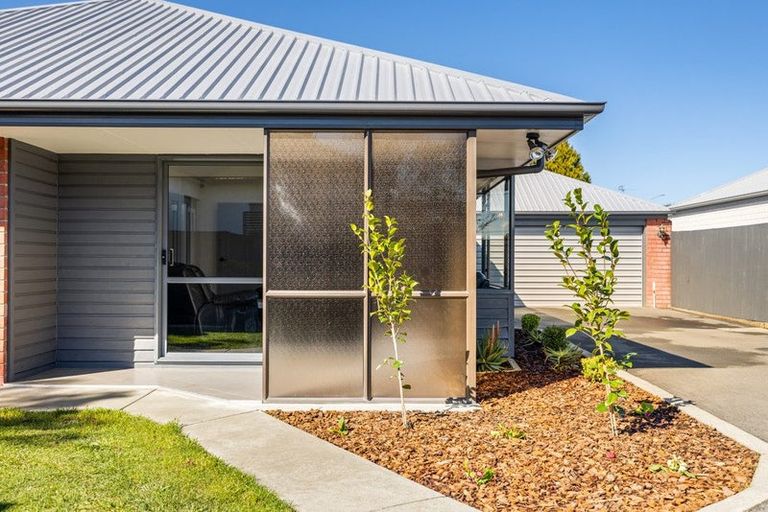 Photo of property in 2/252 Grahams Road, Bishopdale, Christchurch, 8053