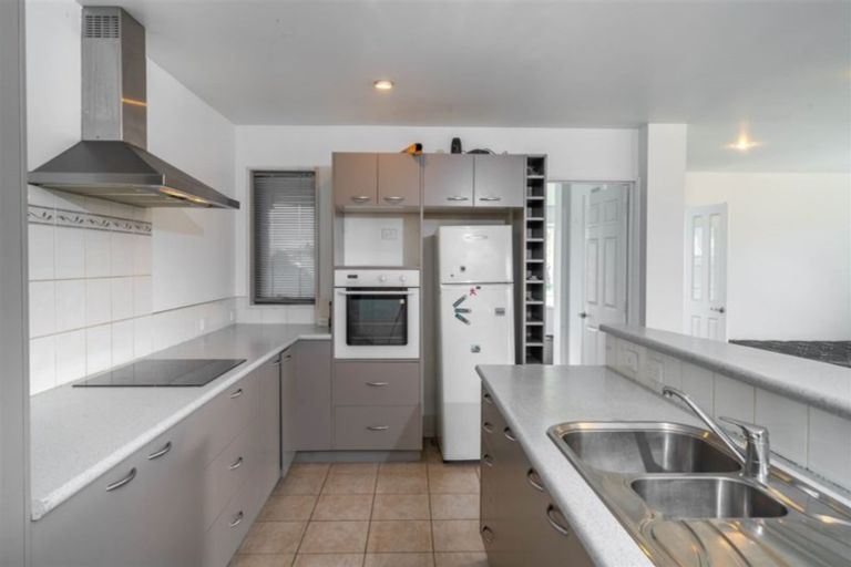 Photo of property in 47 Shearwater Drive, Woolston, Christchurch, 8023