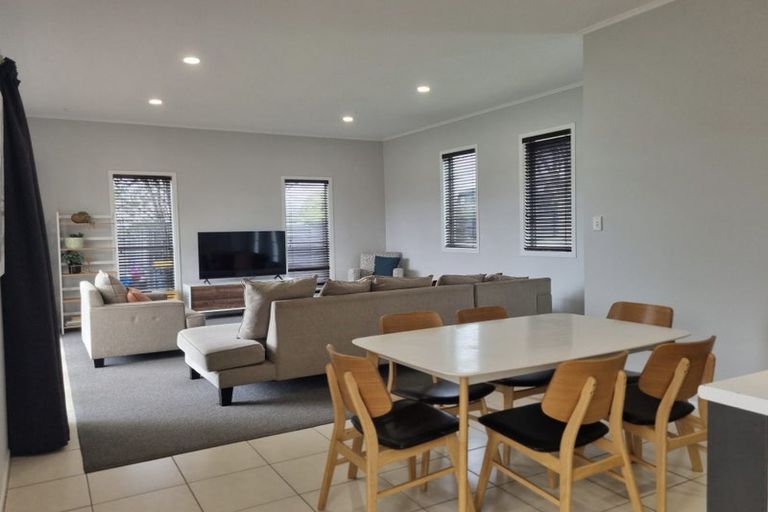 Photo of property in 1/458 Great South Road, Opaheke, Papakura, 2113