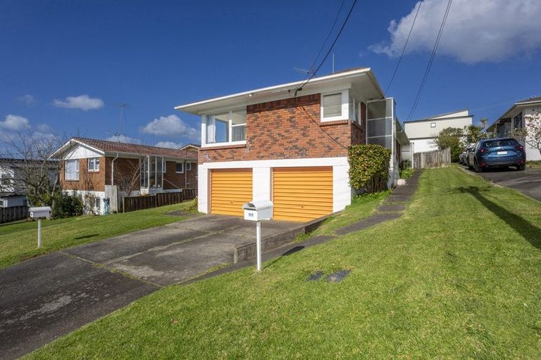 Photo of property in 1/18 Anne Road, Hillcrest, Auckland, 0627