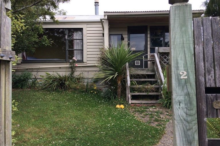 Photo of property in 2 Margate Avenue, Broad Bay, Dunedin, 9014