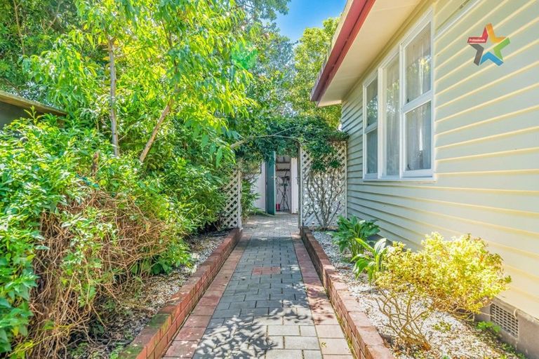 Photo of property in 135 Waterloo Road, Hutt Central, Lower Hutt, 5010